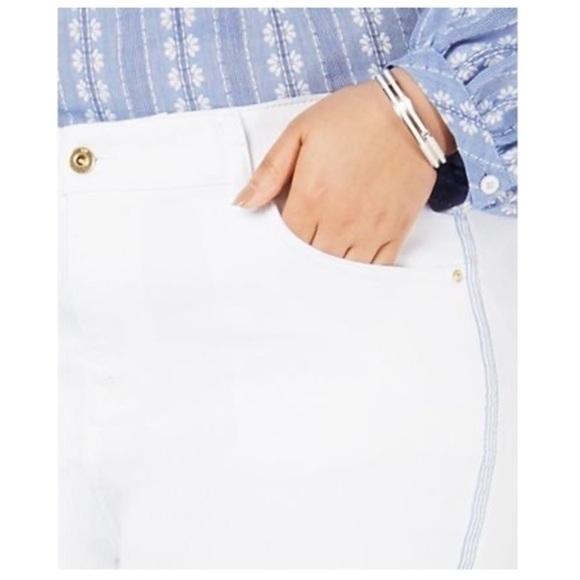 NWT Tommy Hilfiger Bedford Jeans w/ Stripe White - Picture 3 of 7